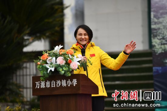 高敏分享自己的人生经历。张浪 摄